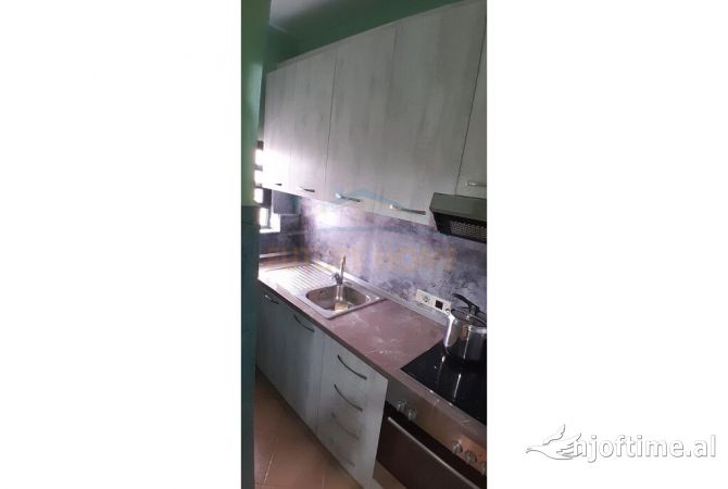 Shtepi ne shitje 1+1 ne Tirane - 90,000 Euro