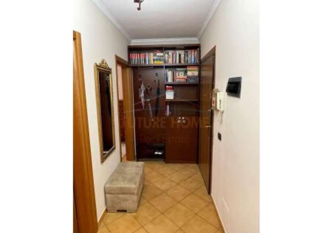 Shtepi me qera 2+1 ne Tirane - 1,200 Euro