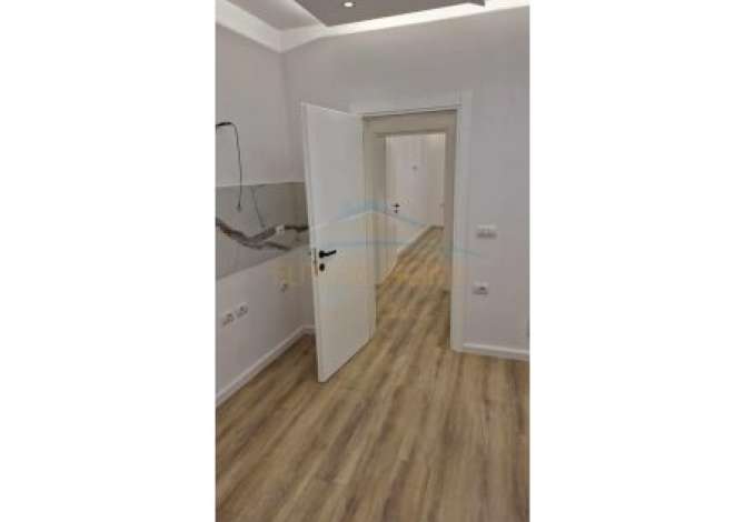 Shtepi ne shitje 3+1 ne Tirane - 260,000 Euro