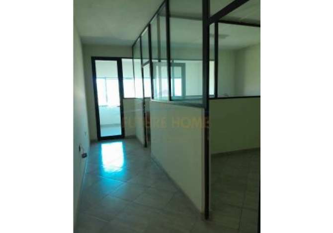 Qera, Godine 4-katshe, mbikalimi i Rinasit, Tirane. AREA40454