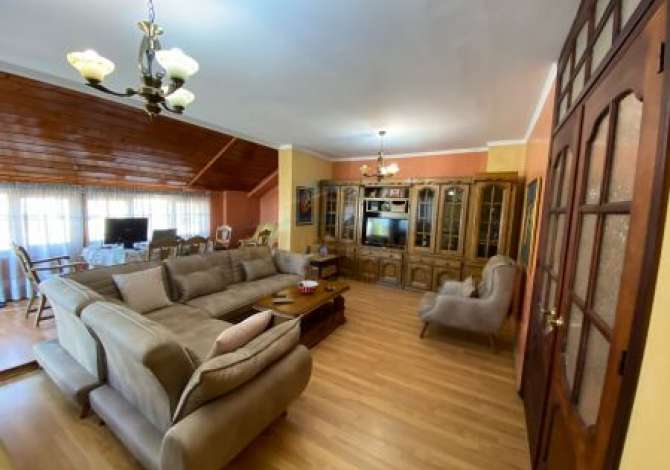 Shtepi ne shitje 2+1 ne Tirane - 380,000 Euro