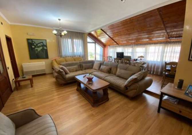 Shtepi ne shitje 2+1 ne Tirane - 380,000 Euro