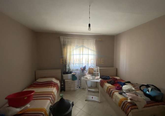 Shtepi ne shitje Vila Luksoze ne Tirane, 6+1, Mobilimi E mobiluar, Pagesa 600,000  Euro.