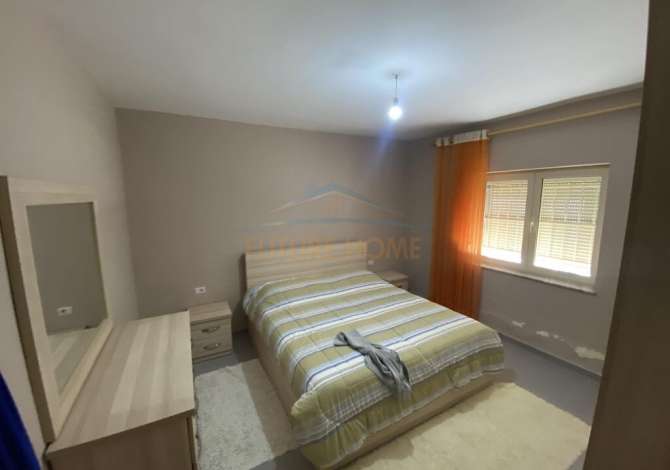 Shtepi ne shitje Vila Luksoze ne Tirane, 6+1, Mobilimi E mobiluar, Pagesa 600,000  Euro.