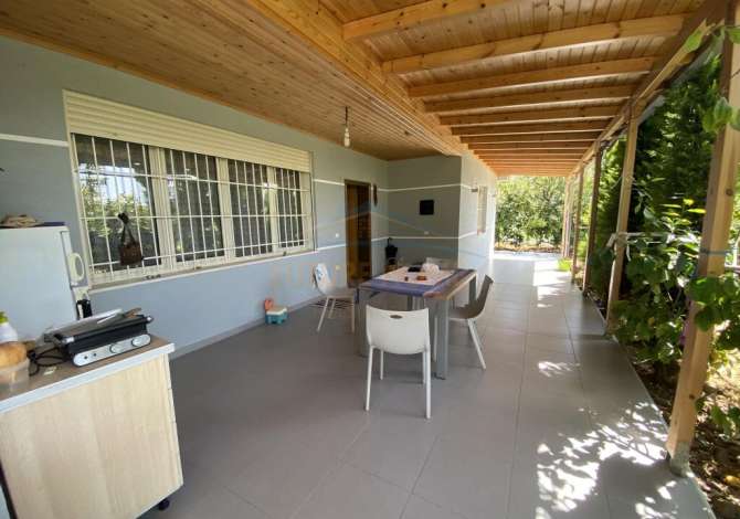 Shtepi ne shitje Vila Luksoze ne Tirane, 6+1, Mobilimi E mobiluar, Pagesa 600,000  Euro.