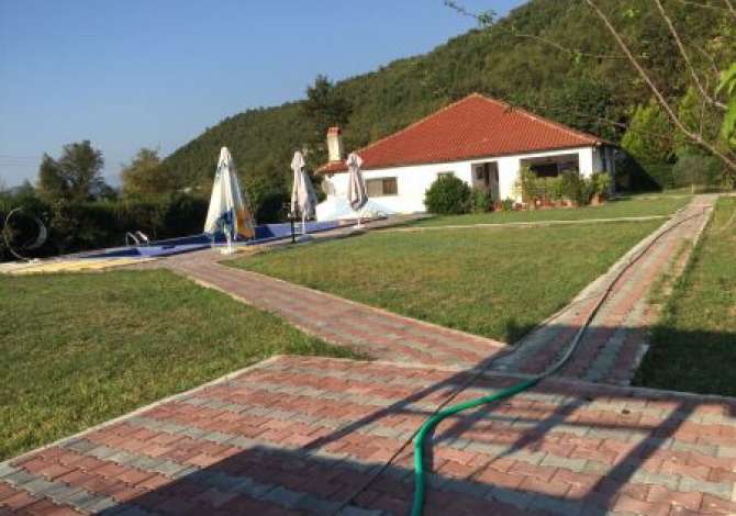 Shtepi me qera 2+1 ne Tirane - 1,500 Euro