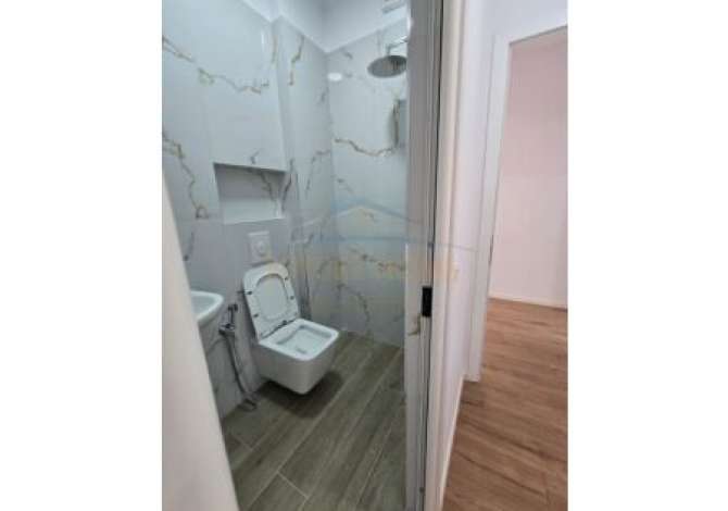Shtepi ne shitje Apartament ne Tirane, 2+1, Mobilimi Bosh, pa mobiluar, Pagesa 210,000  Euro.