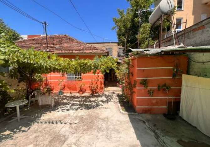 Terreno in vendita  a Tirana - 250,000 Euro