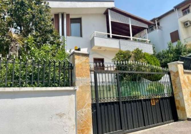 Casa in vendita 4+1 a Tirana - 700,000 Euro