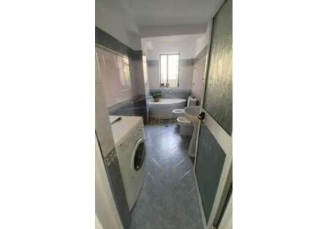 Shtepi ne shitje Apartament ne Tirane, 3+1, Mobilimi E mobiluar, Pagesa 140,000  Euro.