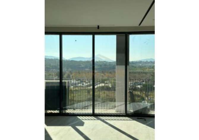 Shtepi me qera 2+1 ne Tirane - 1,200 Euro