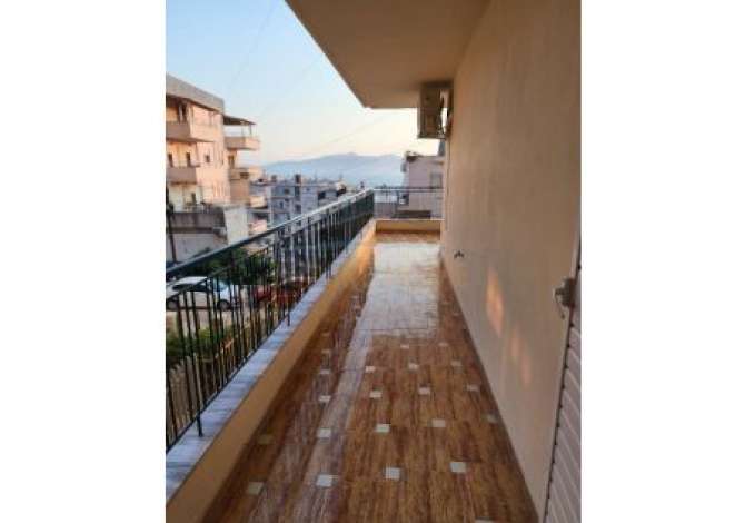 Shtepi ne shitje Apartament ne Sarande, 3+1, Mobilimi E mobiluar, Pagesa 150,000  Euro.