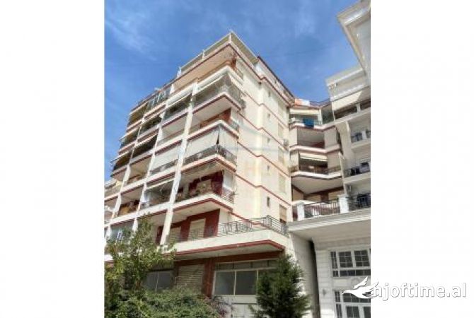 Shtepi ne shitje Apartament ne Sarande, 1+1, Mobilimi Bosh, pa mobiluar, Pagesa 115,000  Euro.