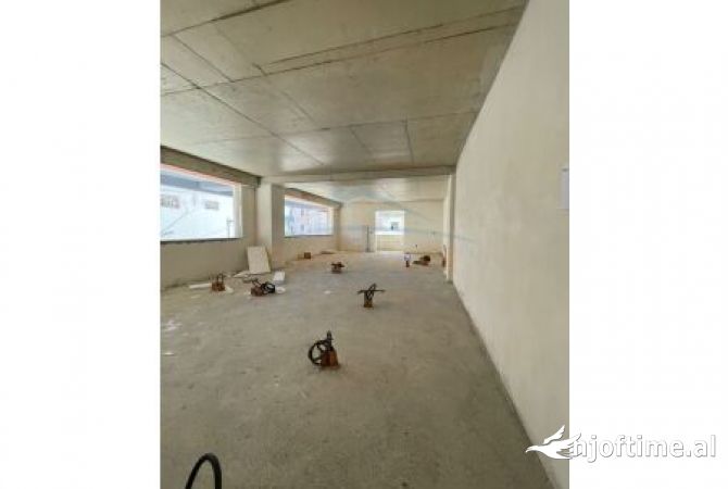 Shtepi ne shitje 2+1 ne Tirane - 144,000 Euro