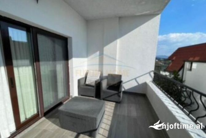 Shtepi ne shitje Apartament ne Tirane, 2+1, Mobilimi E mobiluar, Pagesa 230,000  Euro.