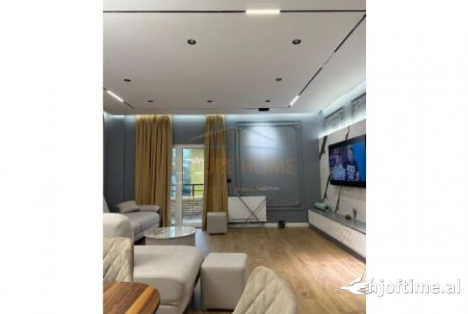 Shtepi me qera 2+1 ne Tirane - 1,000 Euro