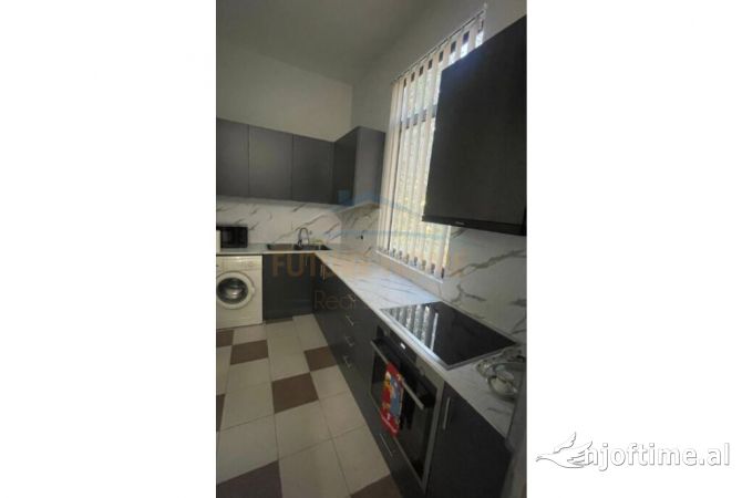 Shtepi me qera 2+1 ne Tirane - 700 Euro