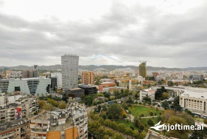 Shtepi ne shitje Apartament ne Tirane, 3+1, Mobilimi E mobiluar, Pagesa 450,000  Euro.