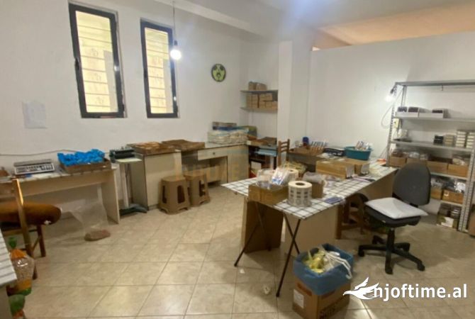 Ambient biznesi ne shitje 1+1 ne Tirane - 150,000 Euro