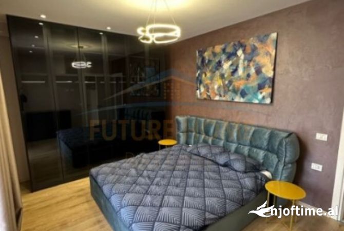 Shtepi me qera Apartament ne Tirane, 3+1, Mobilimi E mobiluar, Pagesa 1,200  Euro.