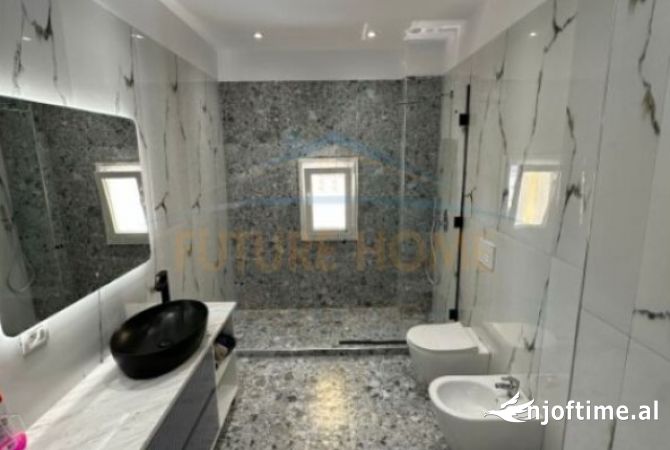 Shtepi me qera Apartament ne Tirane, 3+1, Mobilimi E mobiluar, Pagesa 1,200  Euro.