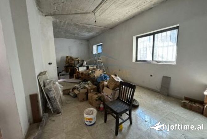Shtepi me qera 3+1 ne Tirane - 600 Euro