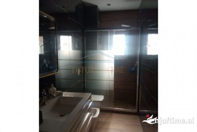 Ambient biznesi me qera 1+1 ne Tirane - 1,200 Euro