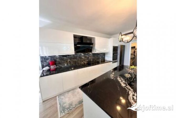 Shtepi ne shitje 3+1 ne Sarande - 245,000 Euro