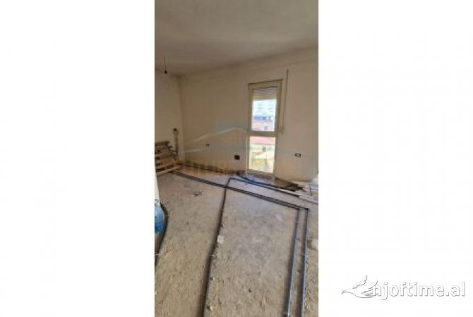 Shtepi ne shitje 2+1 ne Tirane - 179,000 Euro