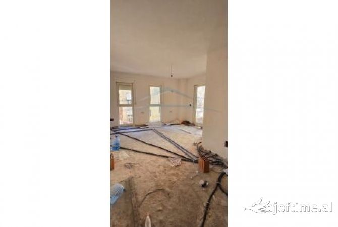 Shtepi ne shitje 2+1 ne Tirane - 179,000 Euro