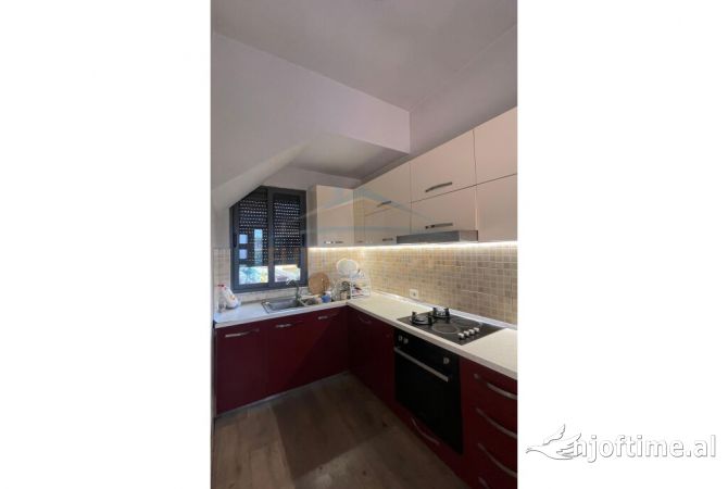 Shtepi ne shitje Apartament ne Tirane, 2+1, Mobilimi E mobiluar, Pagesa 1,380,000  Euro.