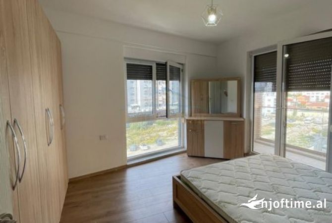 Shtepi ne shitje 3+1 ne Tirane - 210,000 Euro