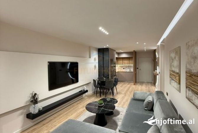 Shtepi me qera 2+1 ne Tirane - 1,500 Euro