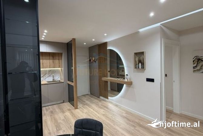 Shtepi me qera 2+1 ne Tirane - 1,500 Euro