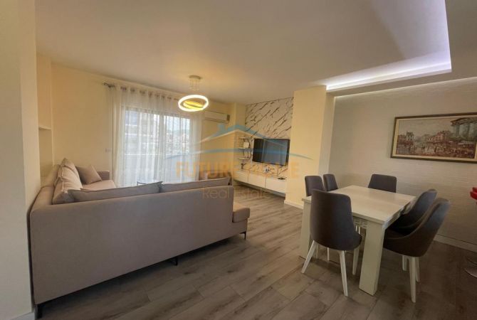 Shtepi me qera 2+1 ne Tirane - 1,500 Euro