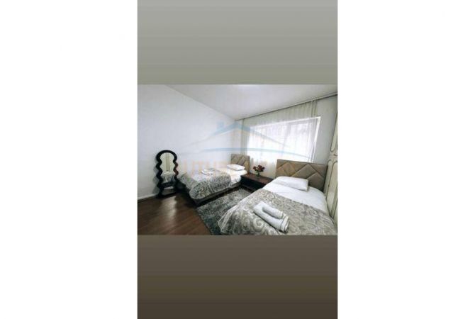 Shtepi ne shitje Apartament ne Tirane, 3+1, Mobilimi E mobiluar, Pagesa 175,000  Euro.