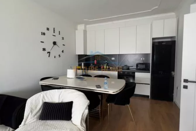 Shtepi ne shitje 2+1 ne Tirane - 155,000 Euro