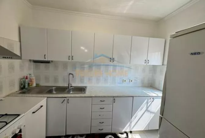 Shtepi me qera 2+1 ne Tirane - 500 Euro