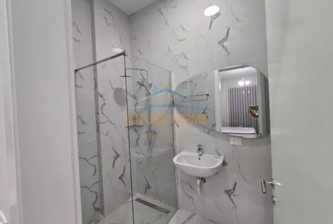 Casa in affitto 2+1 a Tirana - 1,300 Euro