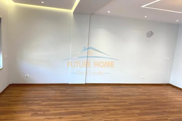 Business Property for Rent 3+1 in Tirana - 1,700 Euro