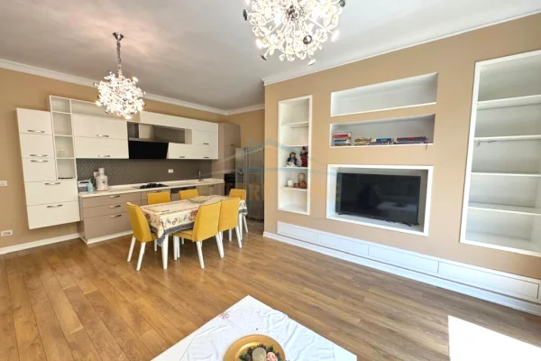 Shtepi me qera Apartament ne Tirane, 2+1, Mobilimi E mobiluar, Pagesa 850  Euro.