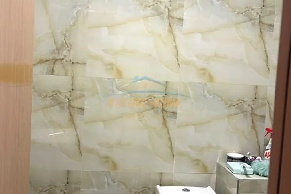 Shtepi me qera Apartament ne Tirane, 2+1, Mobilimi E mobiluar, Pagesa 700  Euro.