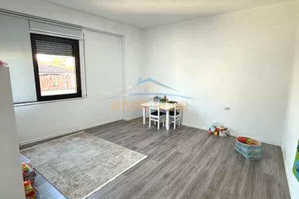 Casa in vendita 1+1 a Tirana - 194,000 Euro