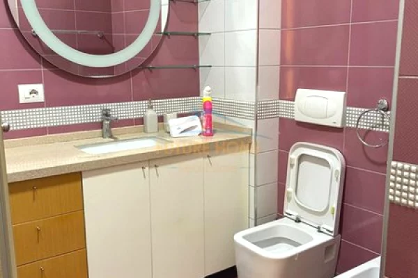 Casa in affitto 3+1 a Tirana - 900 Euro