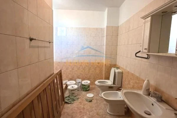 Shtepi ne shitje 2+1 ne Tirane - 235,000 Euro