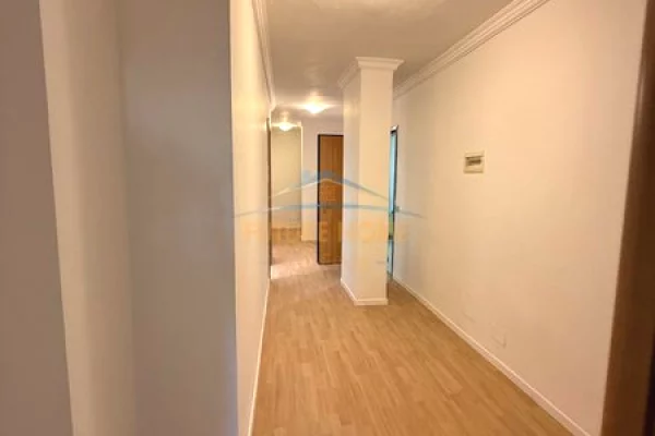 Apartment for sale in Tirana 2+1, Emty