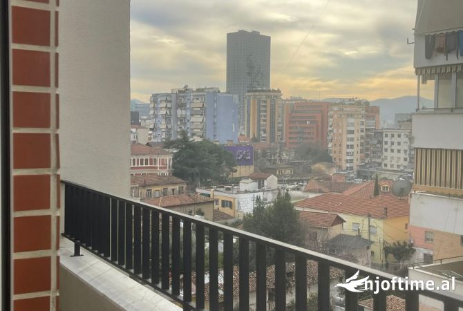 Shtepi ne shitje Apartament ne Tirane, 2+1, Mobilimi Bosh, pa mobiluar, Pagesa 310,000  Euro.
