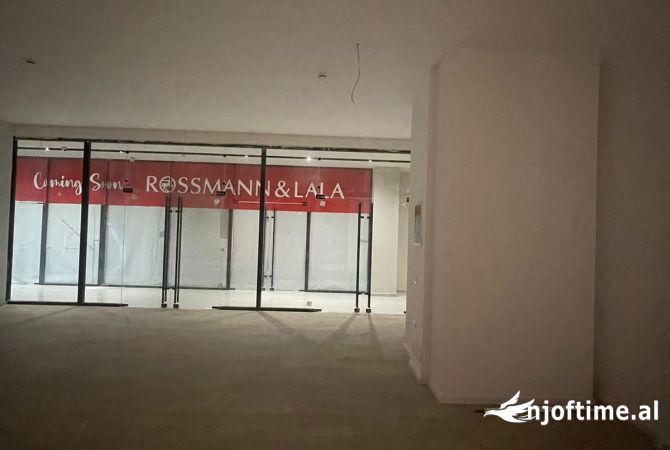 Ambient biznesi ne shitje 1+1 ne Tirane - 415,000 Euro