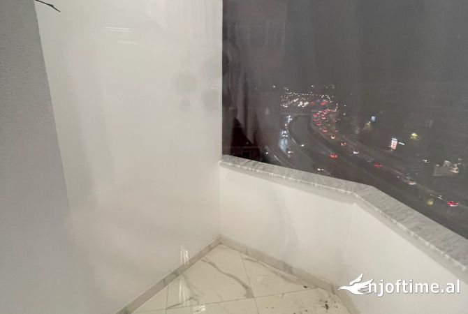 Shtepi ne shitje Apartament ne Tirane, 1+1, Mobilimi E mobiluar, Pagesa 135,000  Euro.