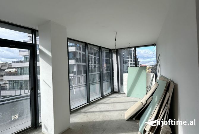 Apartment for sale in Tirana 3+1, Emty